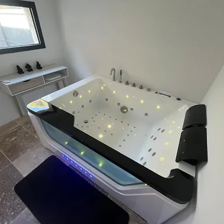 Le Petit Mas Apartamento