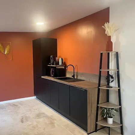 Le Petit Mas Apartamento *