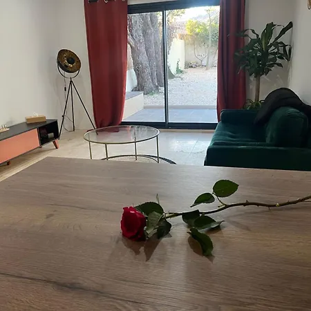 Le Petit Mas Apartamento Nîmes